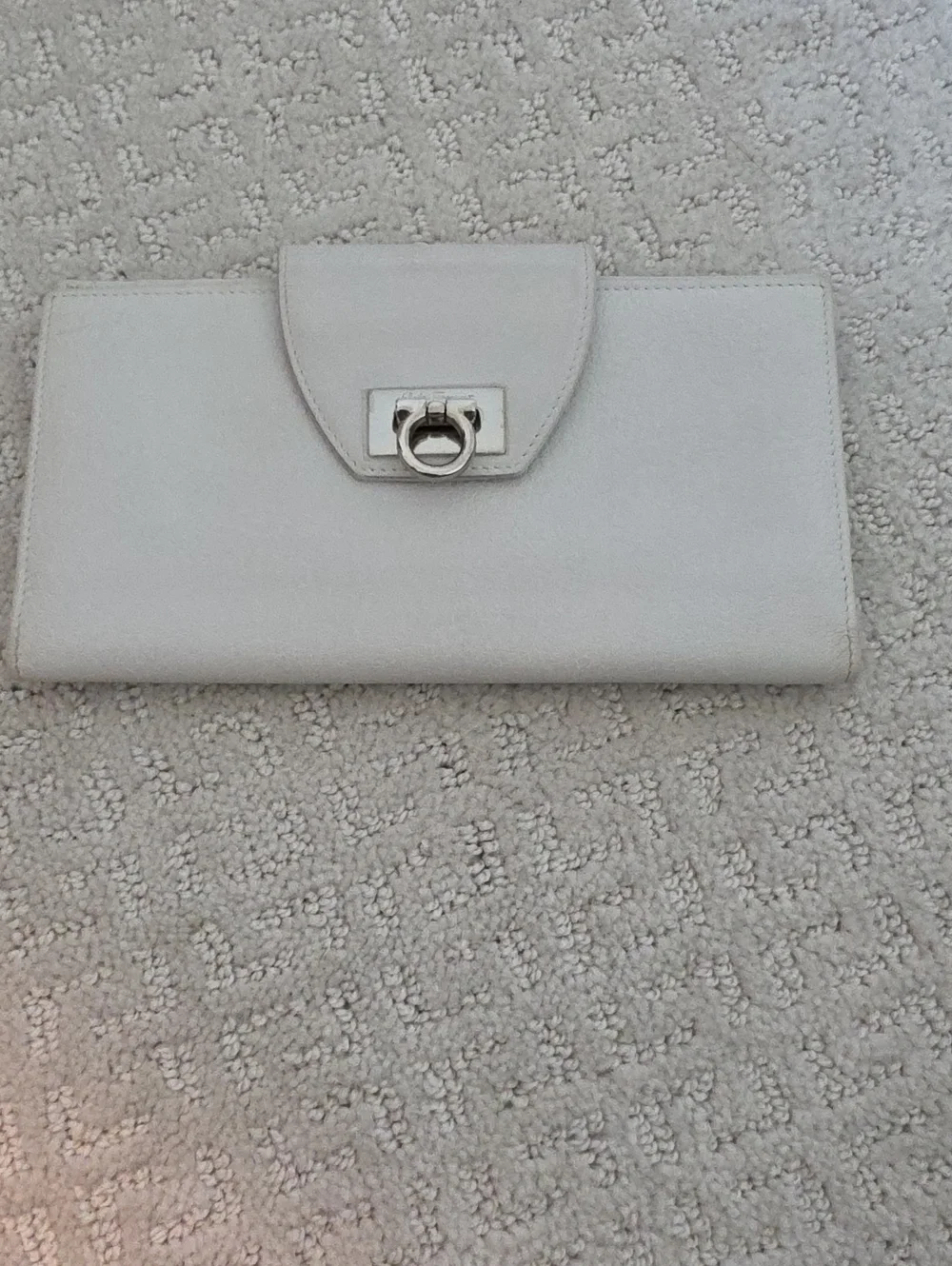 Ferragamo Elegant Cream Clutch Wallet with Silver Hardware